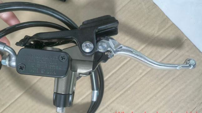 Rawrr Mantis Rear Brake Upgrade w/ Surron Ultra Bee HT Caliper